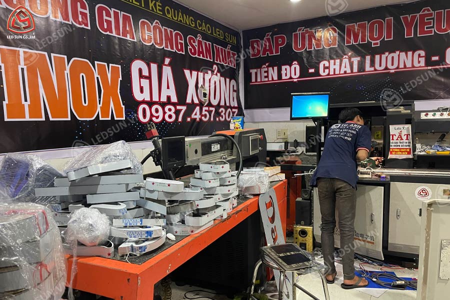 gia công chữ inox tại phú quốc