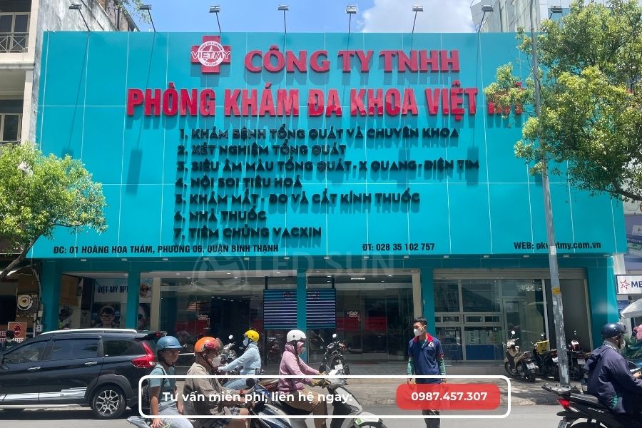 bảng hiệu phòng khám bằng alu