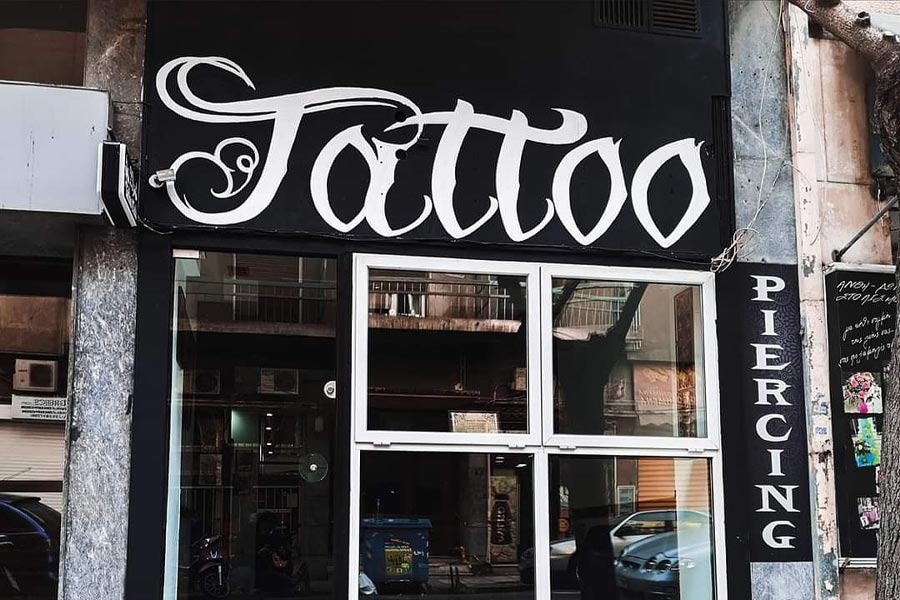 bảng hiệu tiệm xăm