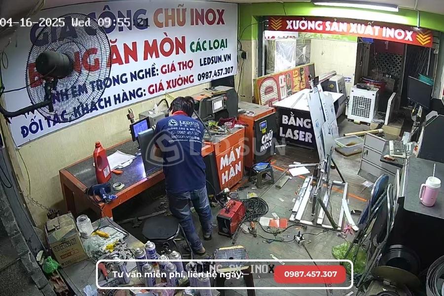 Làm bảng tên công ty quận Tân Phú